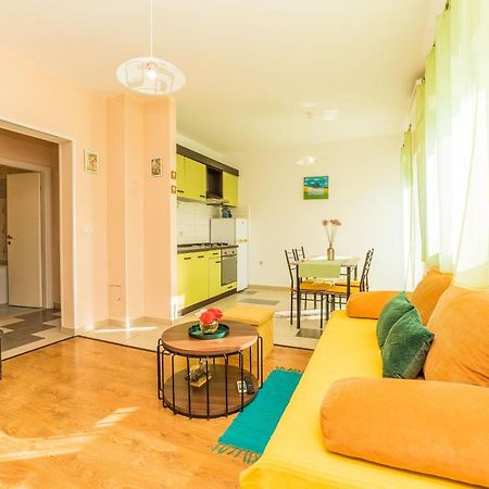 Apartments Matilda Sukošan Eksteriør billede