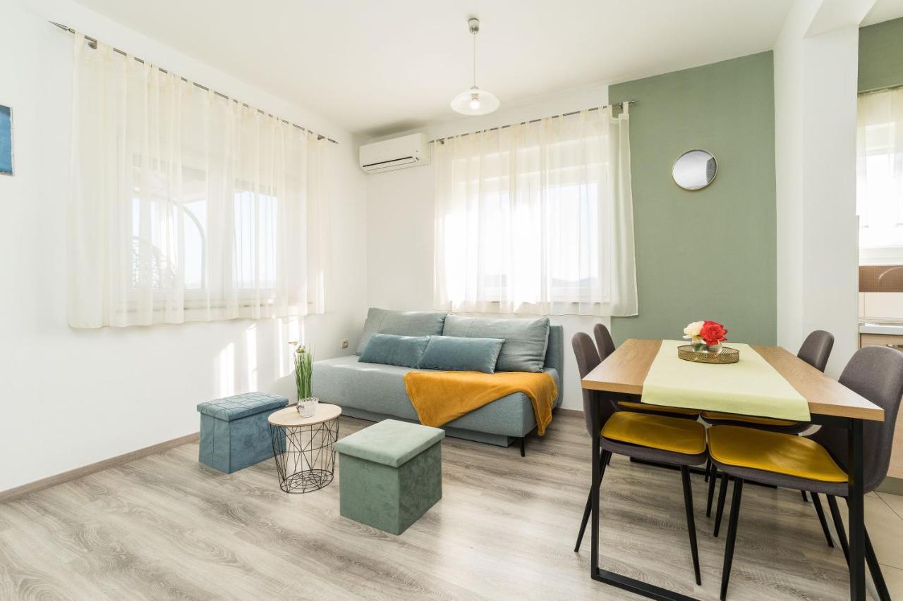 Apartments Matilda Sukošan Eksteriør billede