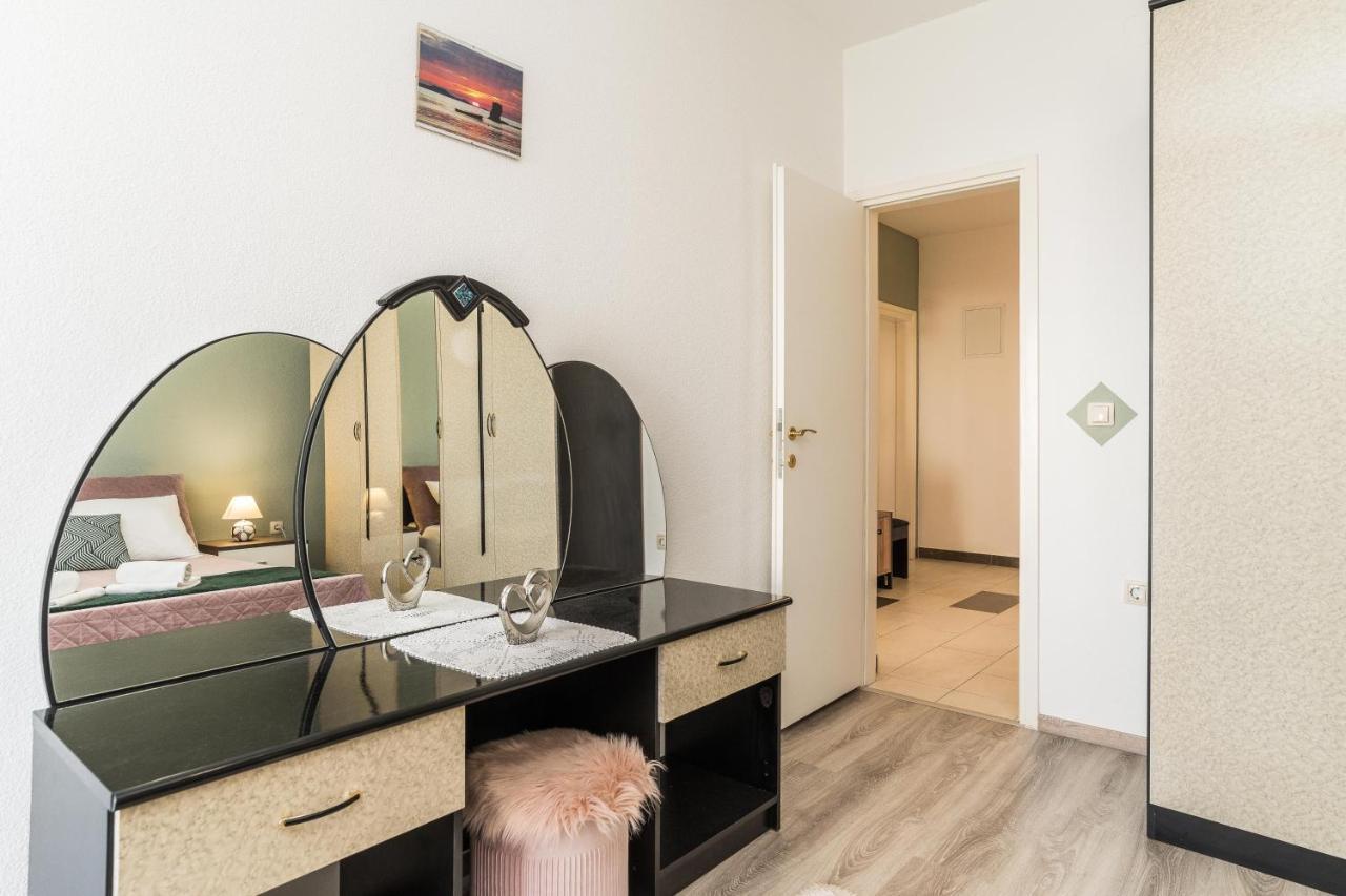 Apartments Matilda Sukošan Eksteriør billede