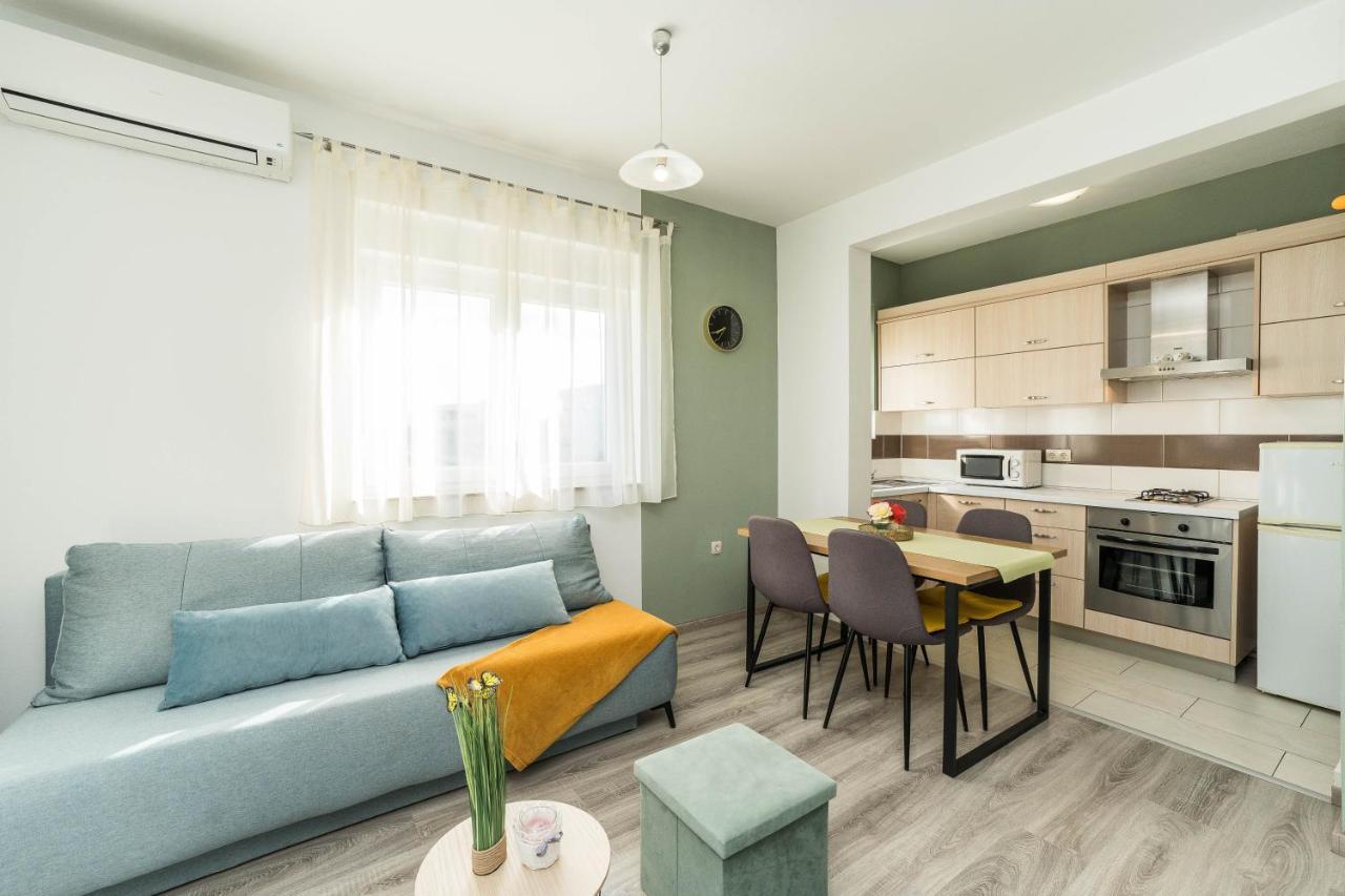 Apartments Matilda Sukošan Eksteriør billede