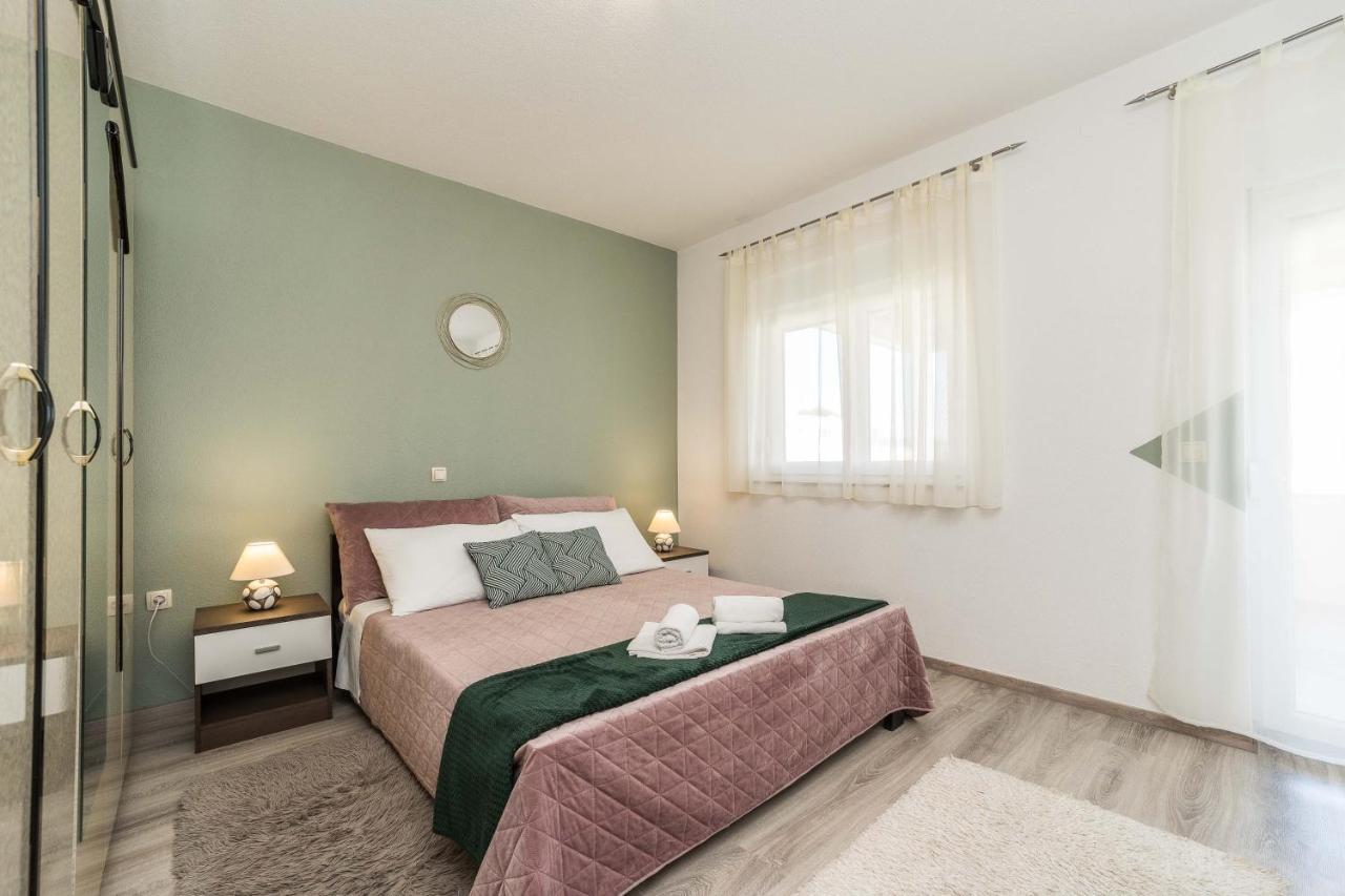 Apartments Matilda Sukošan Eksteriør billede