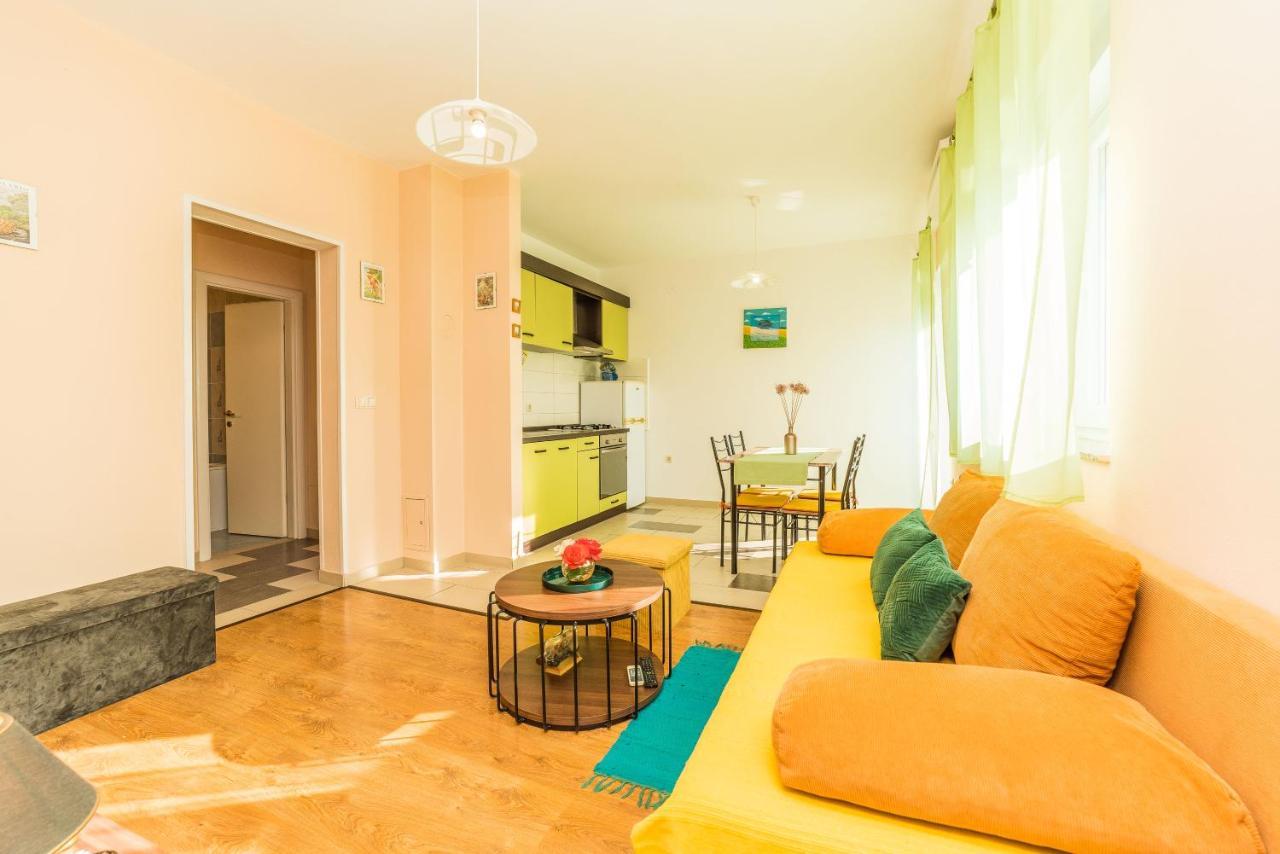 Apartments Matilda Sukošan Eksteriør billede