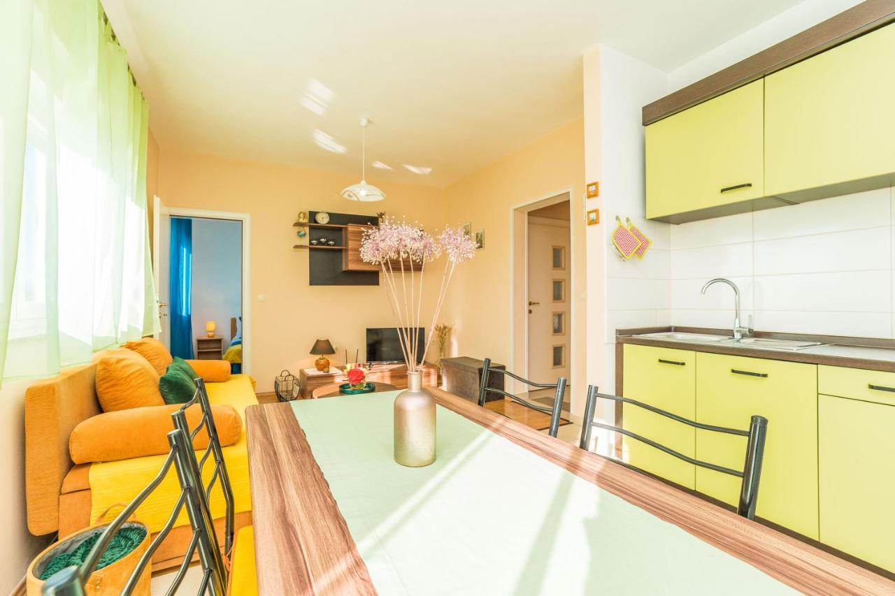 Apartments Matilda Sukošan Eksteriør billede