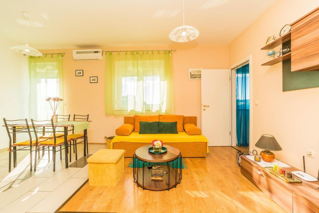 Apartments Matilda Sukošan Eksteriør billede